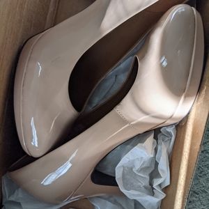 Nude pump from Clarks